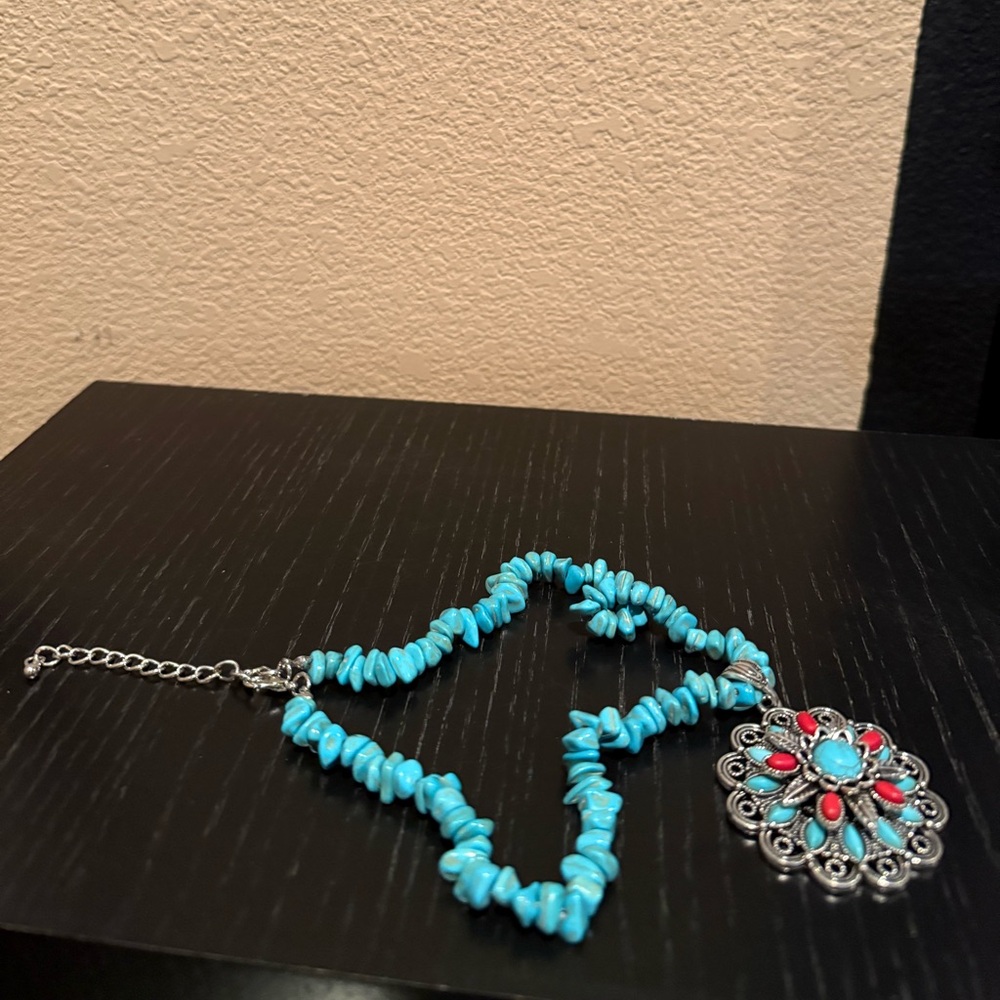 Turquoise and Red Floral Pendant Necklace - Picture 7 of 9